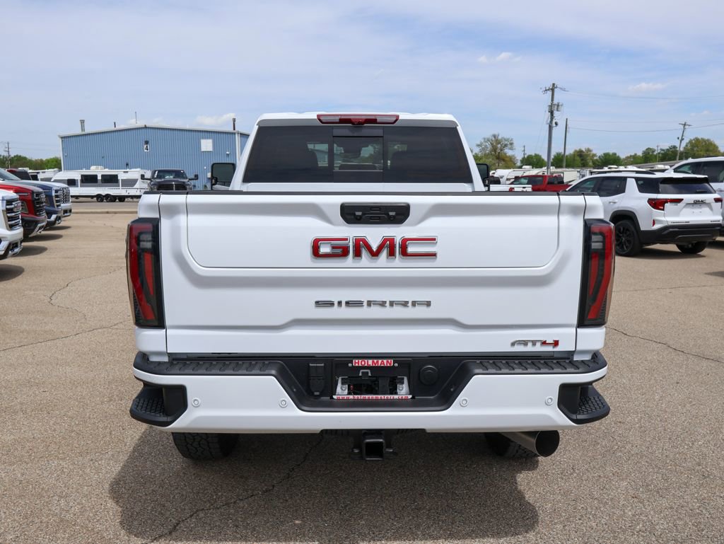 New 2026 GMC Sierra 2500 AT4 w/ AT4 Premium Plus Package AWD/4WD image 4
