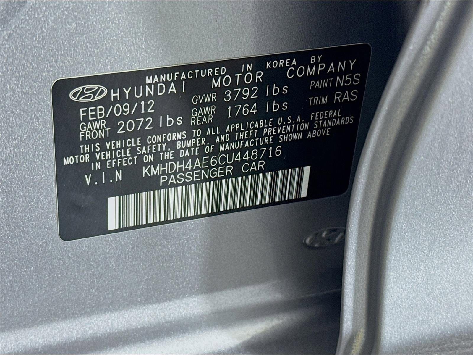 Used 2012 Hyundai Elantra GLS FWD image 28