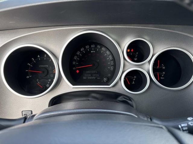 Used 2016 Toyota Sequoia Limited w/ Safety & Convenience Package image 31