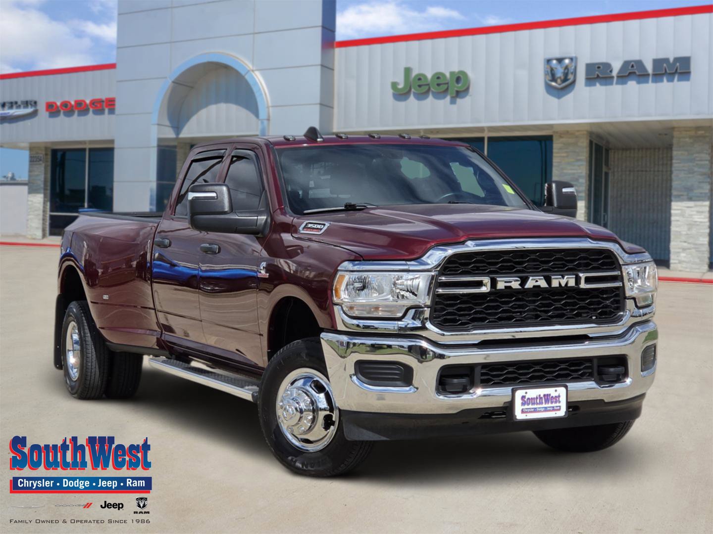 Used 2024 RAM 3500 Tradesman w/ Chrome Appearance Group