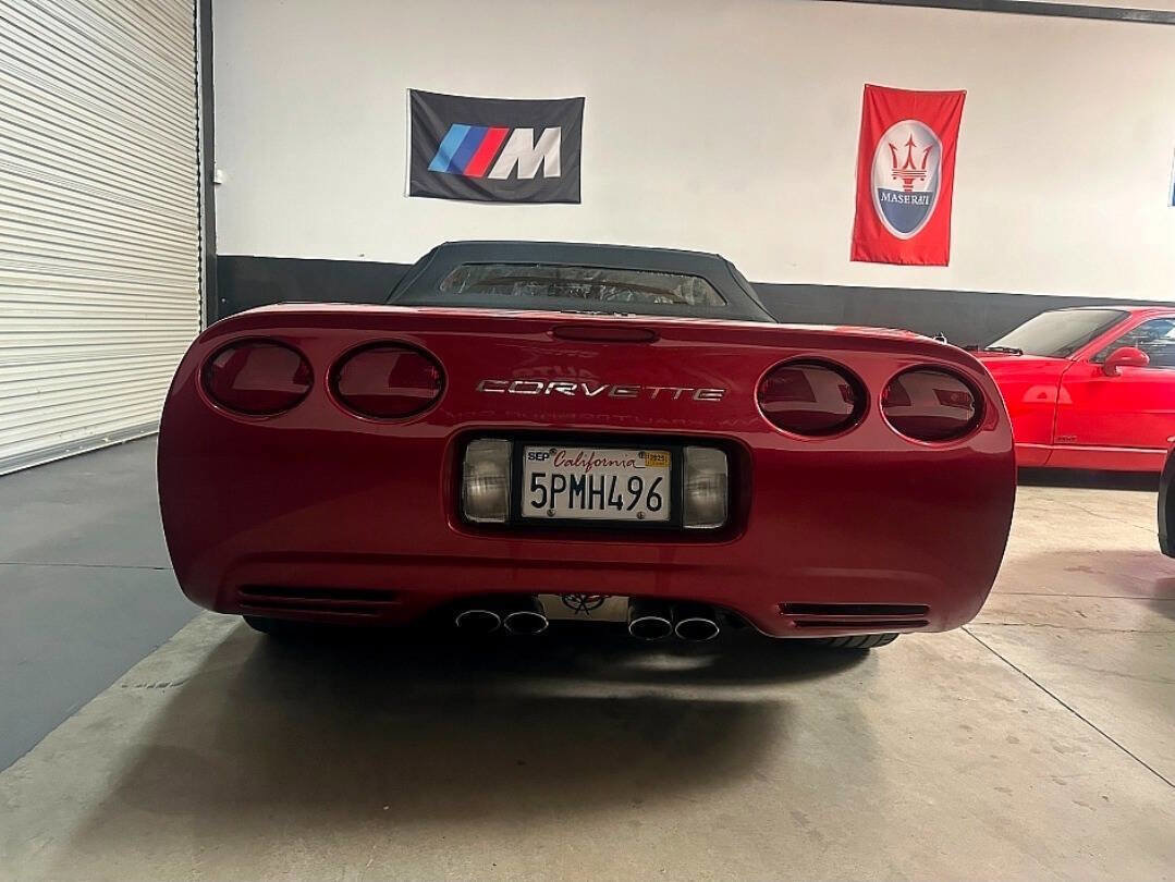 Used 2001 Chevrolet Corvette Convertible w/ Preferred Equipment Group2 image 7