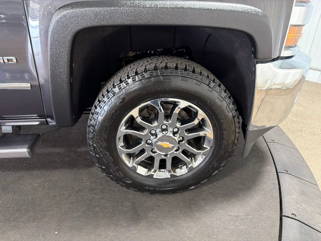 Used 2015 Chevrolet Silverado 3500 LT w/ LT Convenience Package AWD/4WD image 29