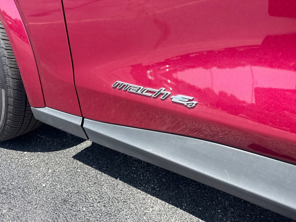 Used 2025 Ford Mustang Mach-E Premium AWD/4WD image 19