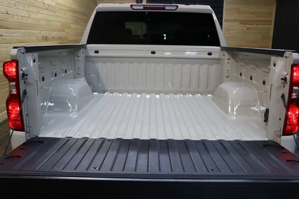 Used 2026 Chevrolet Silverado 1500 Custom w/ Turbomax Blackout Package AWD/4WD image 30