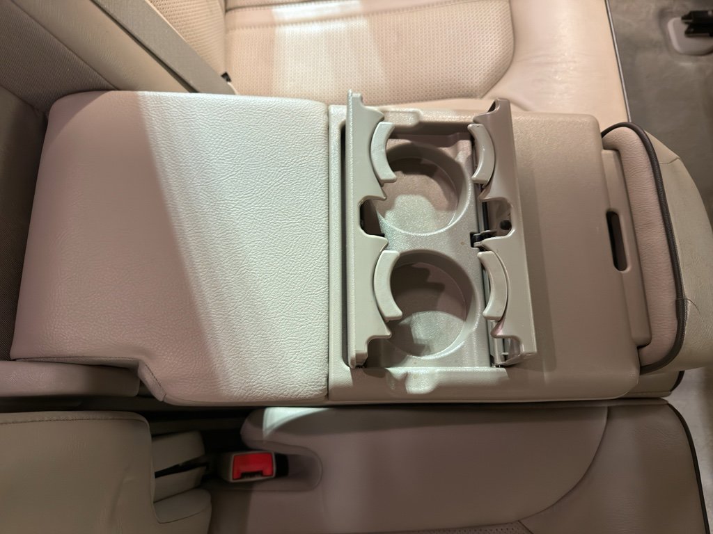 Used 2012 Lincoln MKX AWD image 27