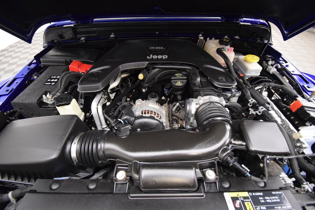 Used 2018 Jeep Wrangler Unlimited Rubicon AWD/4WD image 28