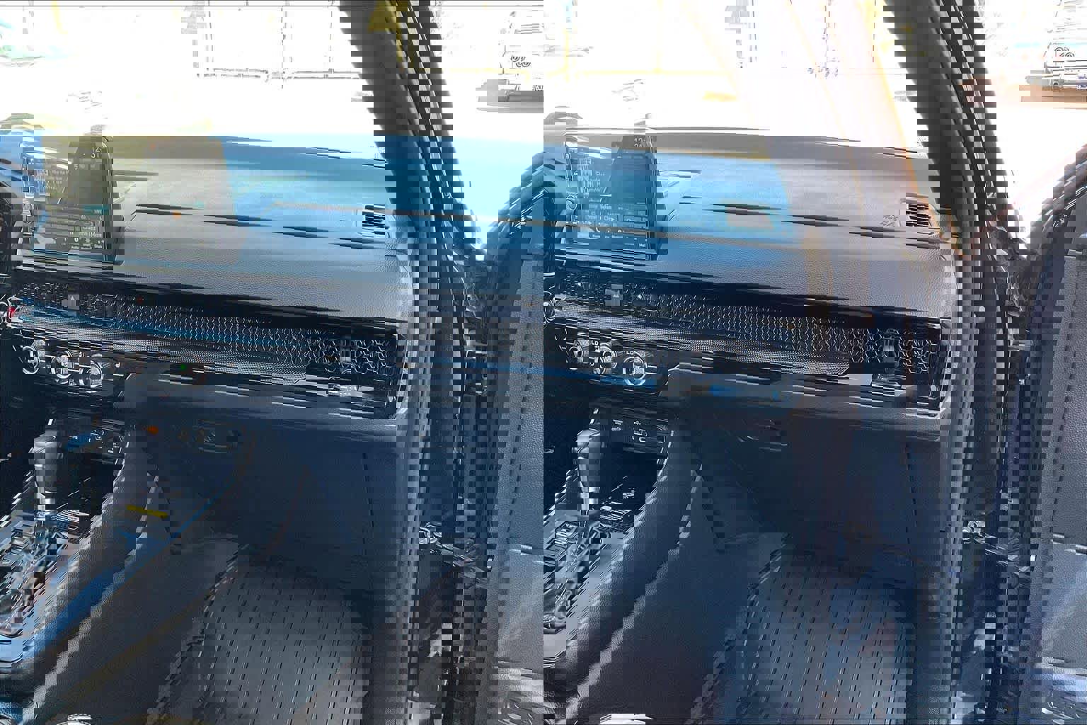 Used 2023 Honda CR-V Sport Touring image 18