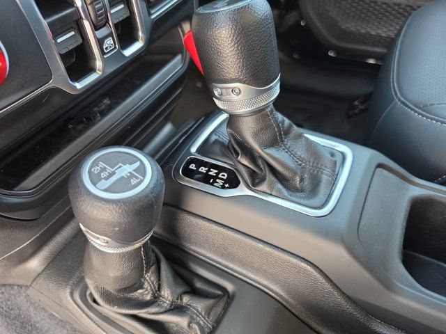 Used 2022 Jeep Wrangler Unlimited Sport AWD/4WD image 22