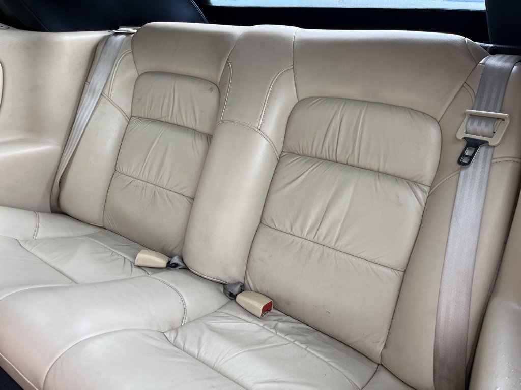 Used 2002 Chrysler Sebring Limited image 32