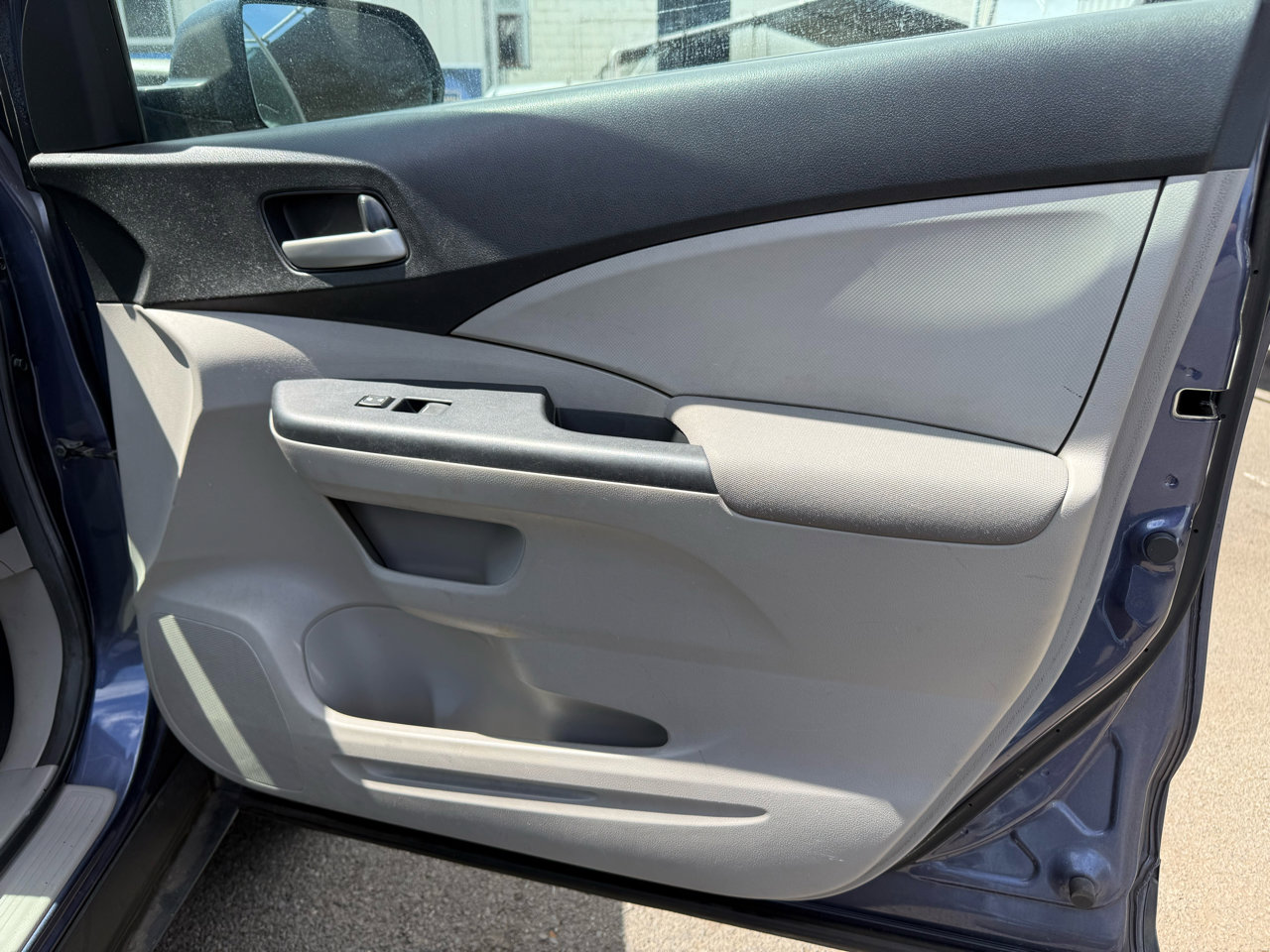 Used 2013 Honda CR-V LX image 10