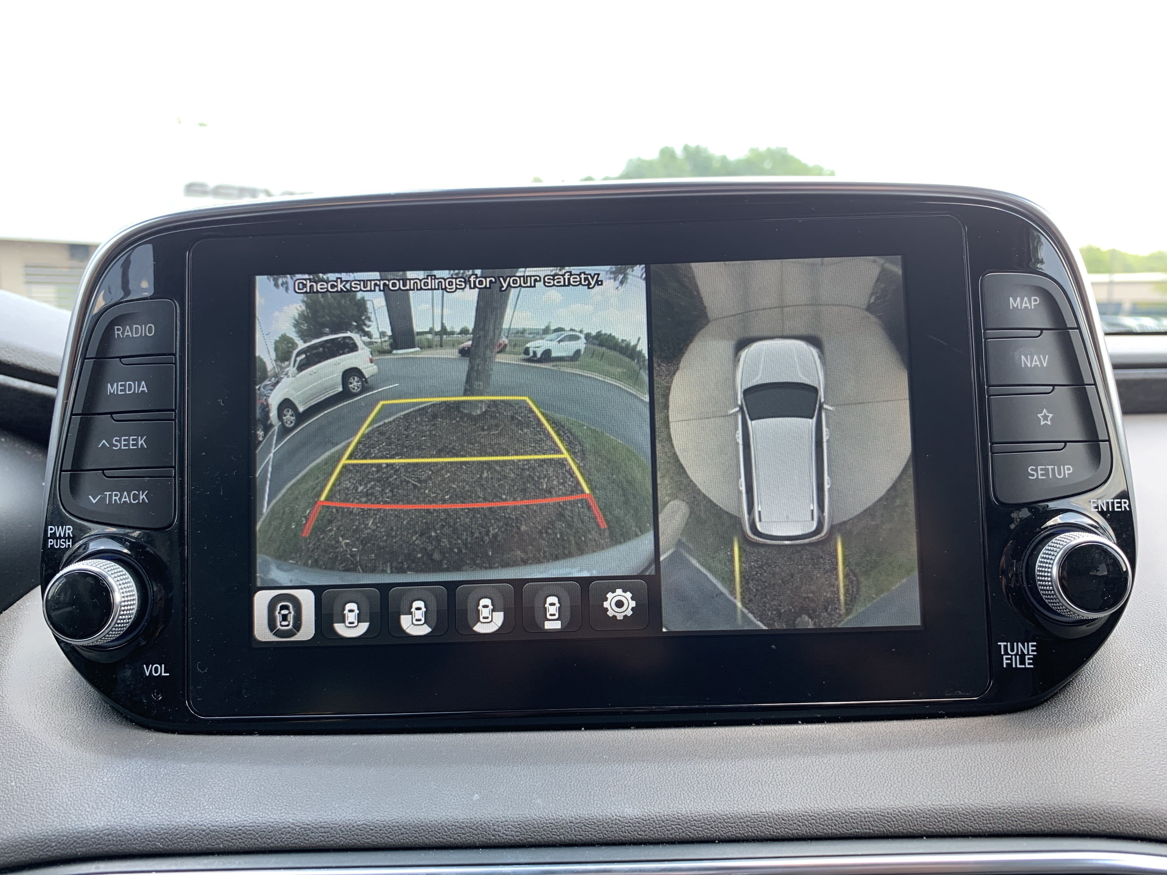 Used 2020 Hyundai Santa Fe Limited w/ Cargo Package FWD image 25