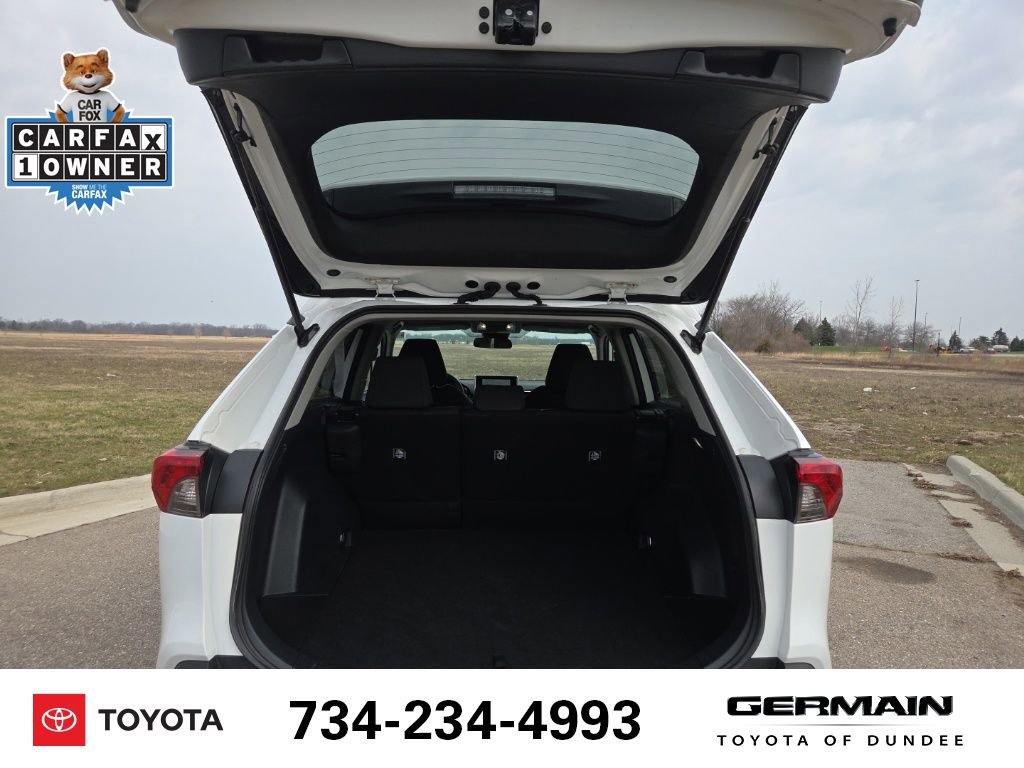 Certified 2025 Toyota RAV4 LE image 21