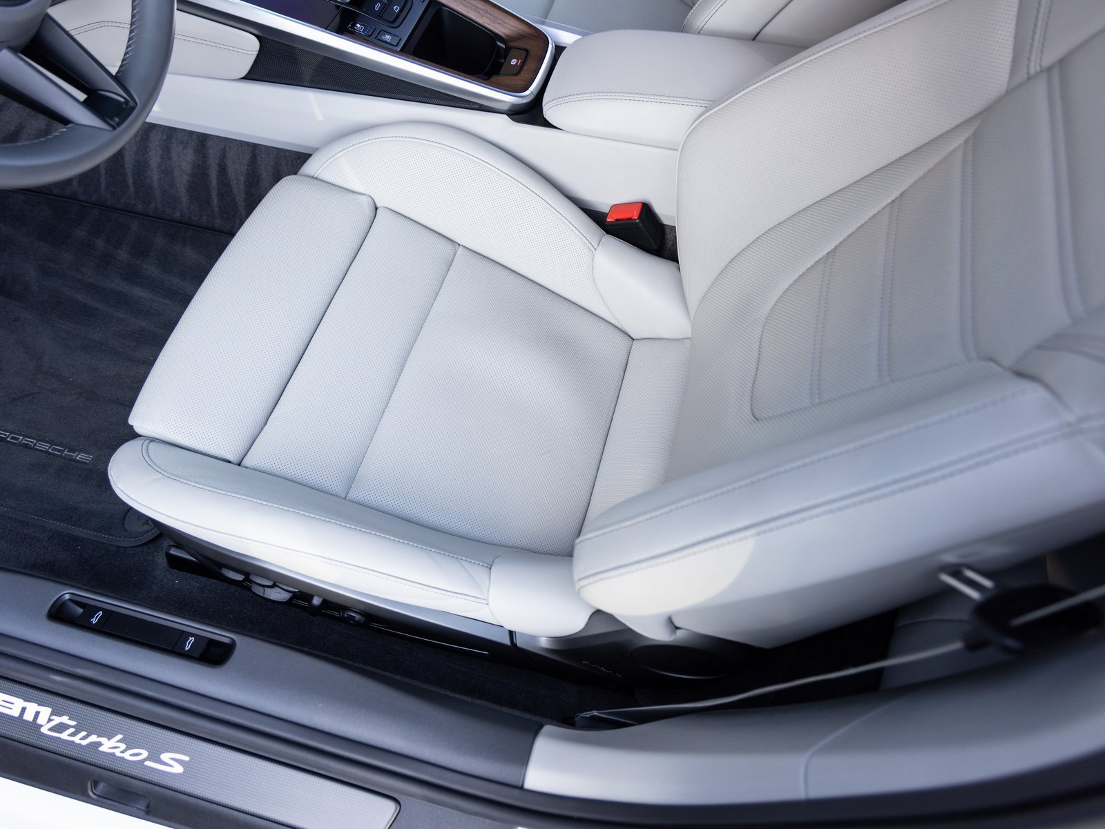 Used 2024 Porsche 911 Turbo S image 24