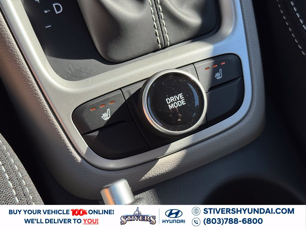 New 2026 Hyundai Venue SEL FWD image 30