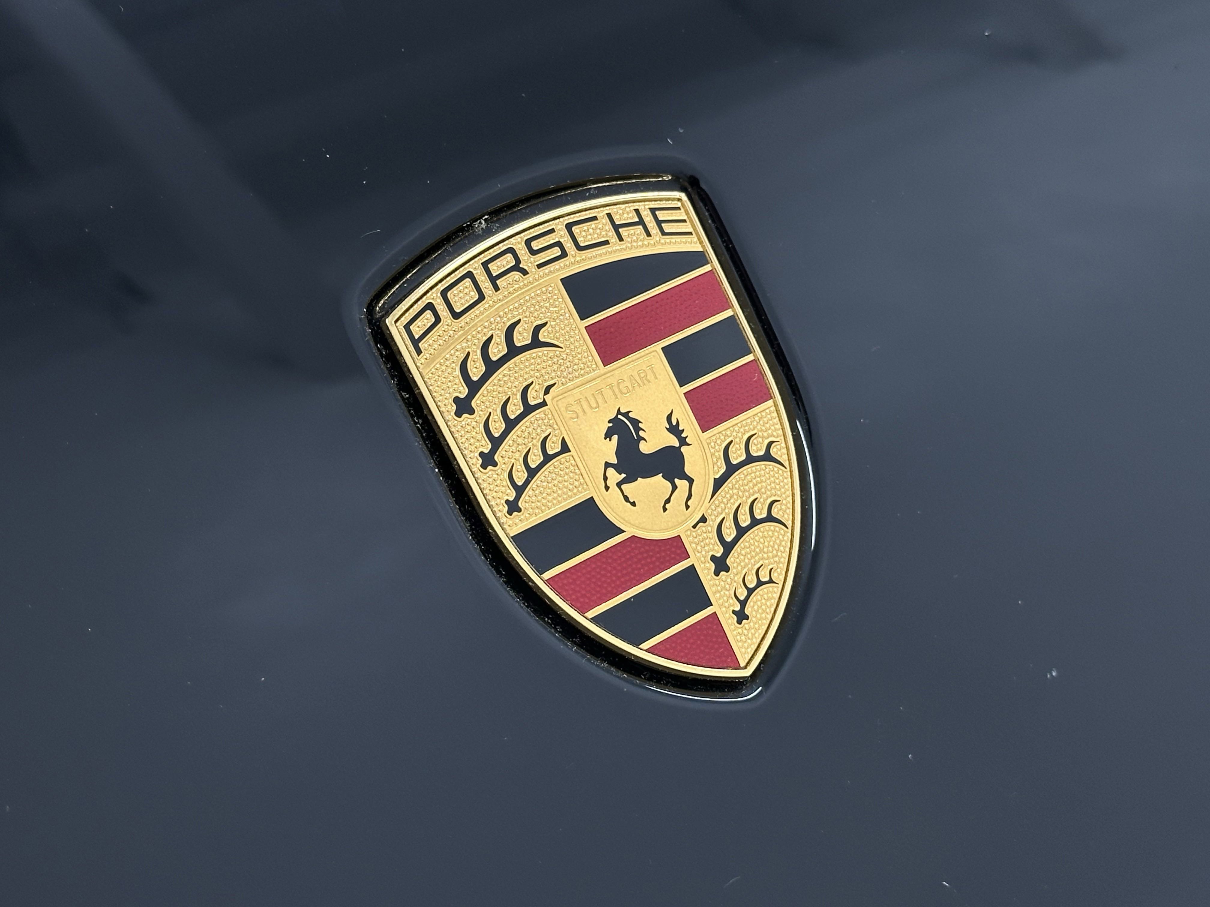 Certified 2024 Porsche Macan image 62