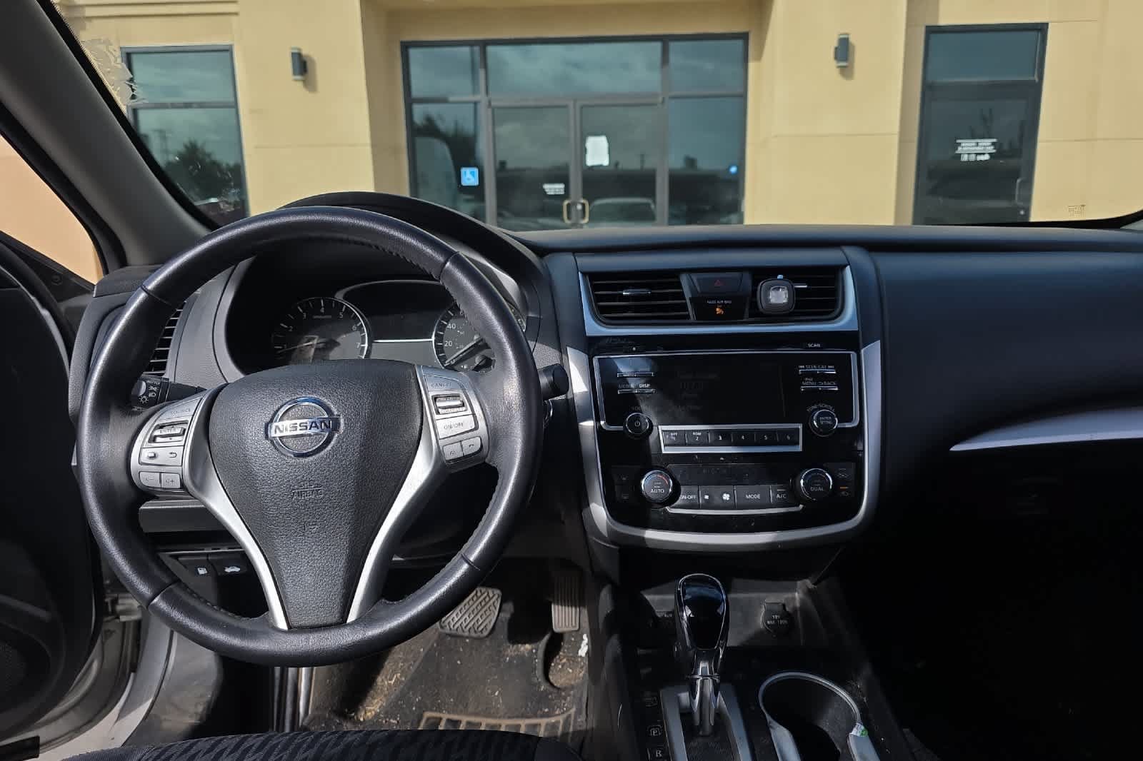 Used 2018 Nissan Altima 2.5 SV FWD image 4