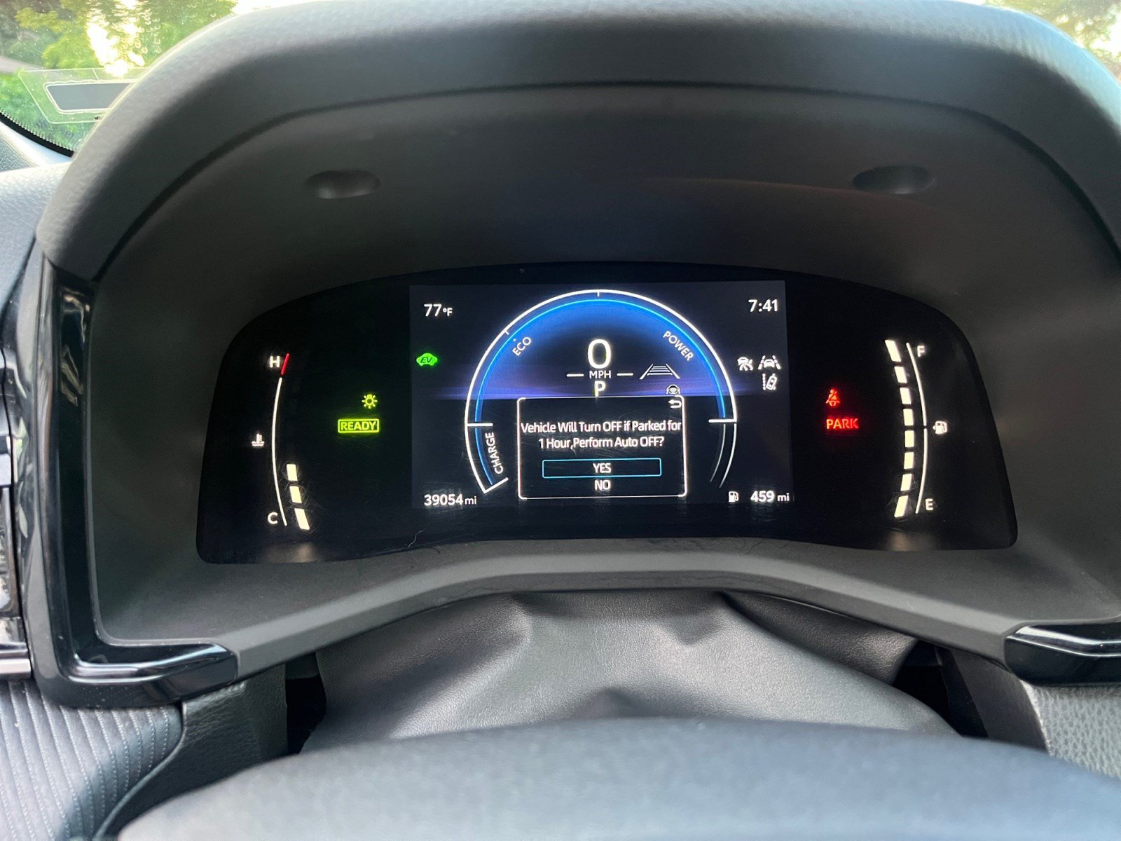 Used 2025 Toyota Camry SE FWD image 13