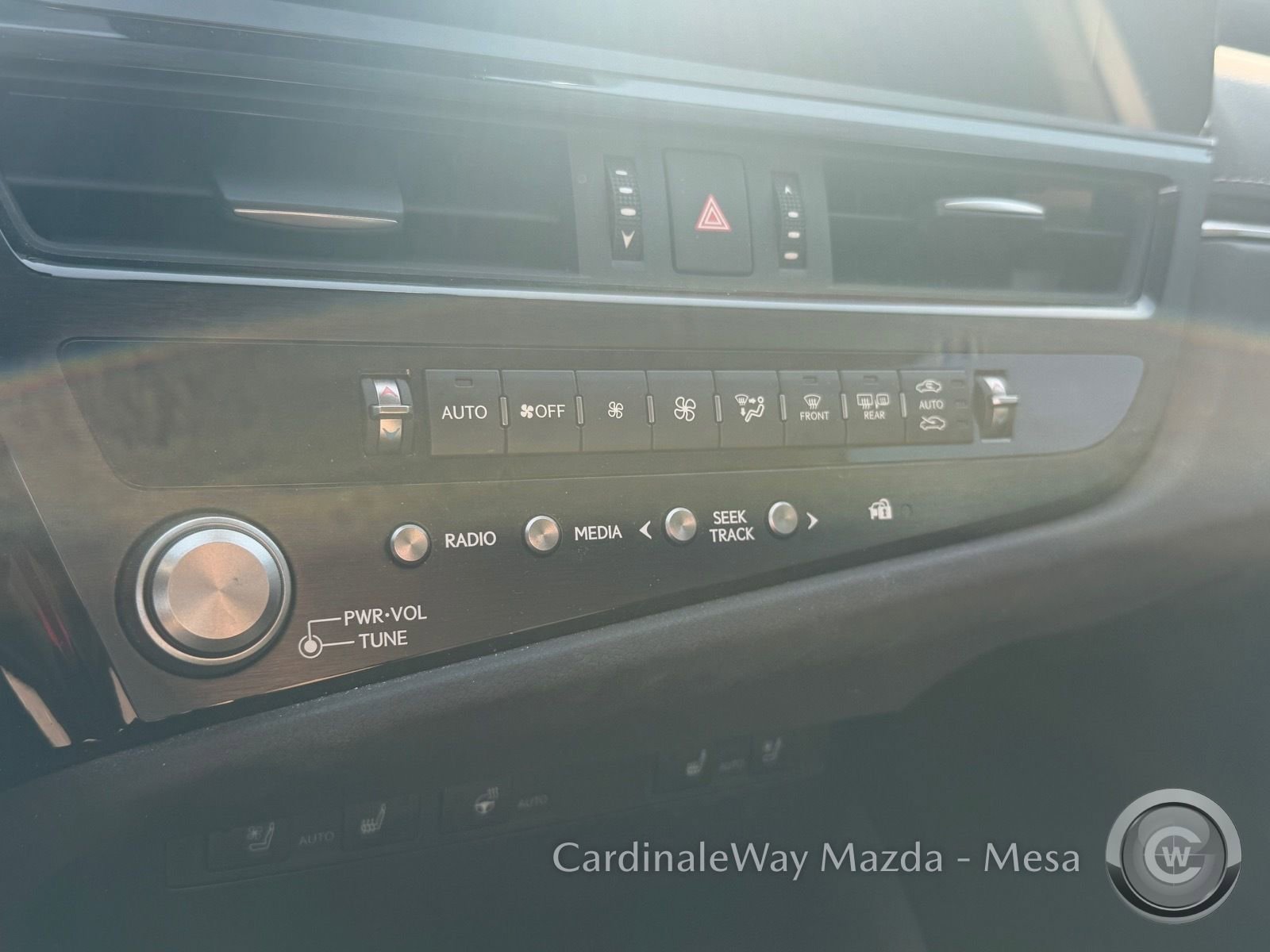 Used 2023 Lexus ES 350 w/ Premium Package image 12