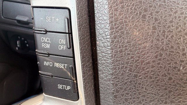 Used 2011 Ford Fusion SE w/ 201A Rapid Spec Order Code FWD image 20