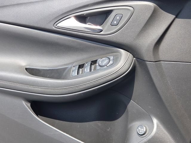 Used 2023 Buick Encore GX Select FWD image 27