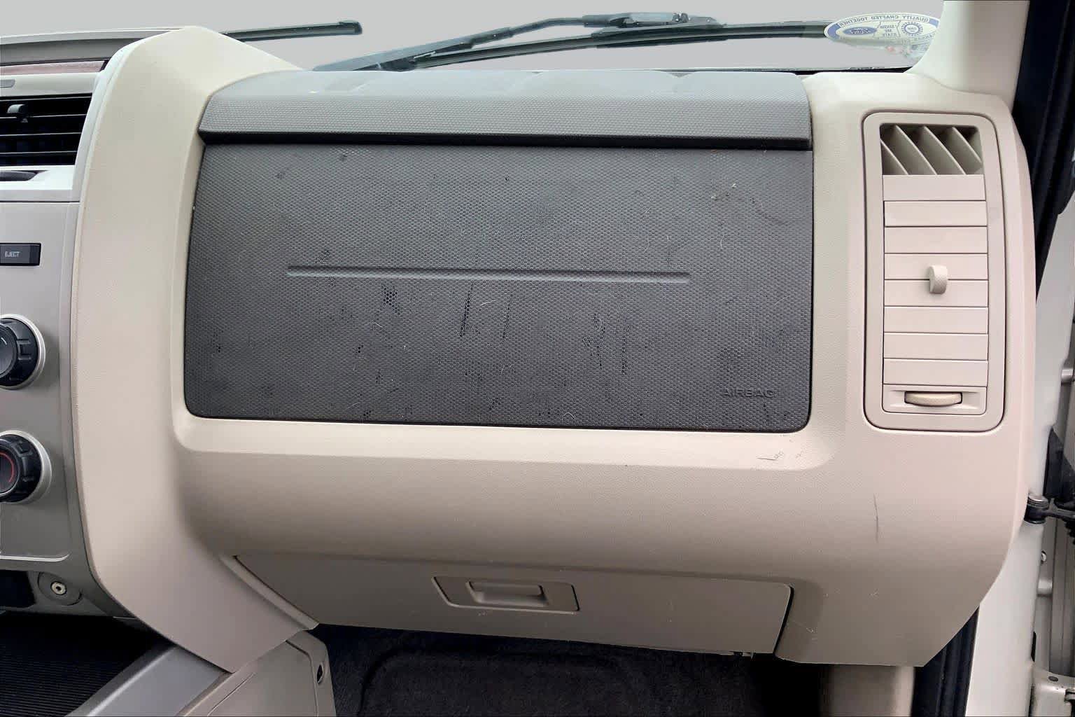 Used 2008 Ford Escape XLT FWD image 17