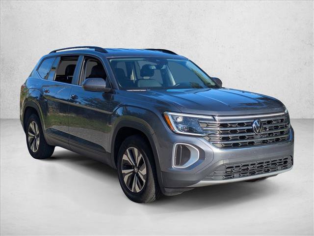 Used 2025 Volkswagen Atlas SE FWD image 3