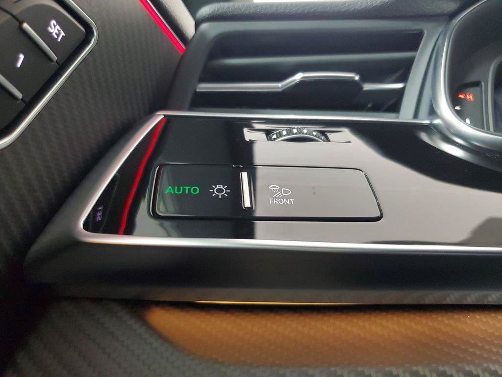 Used 2024 Audi SQ8 Premium Plus AWD/4WD image 35