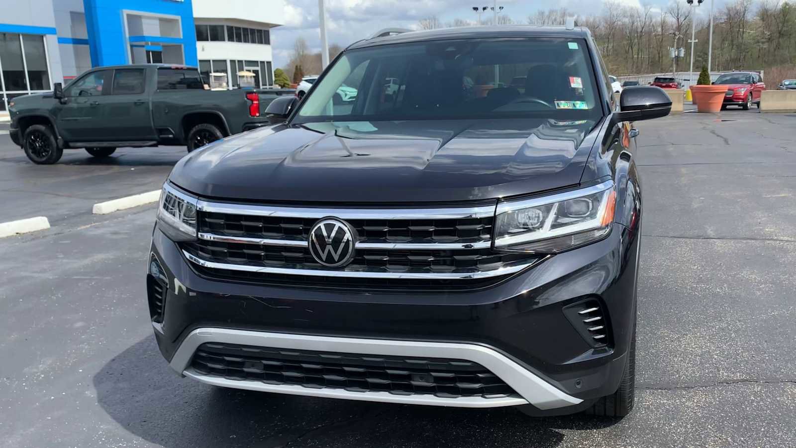 Used 2021 Volkswagen Atlas SEL image 3