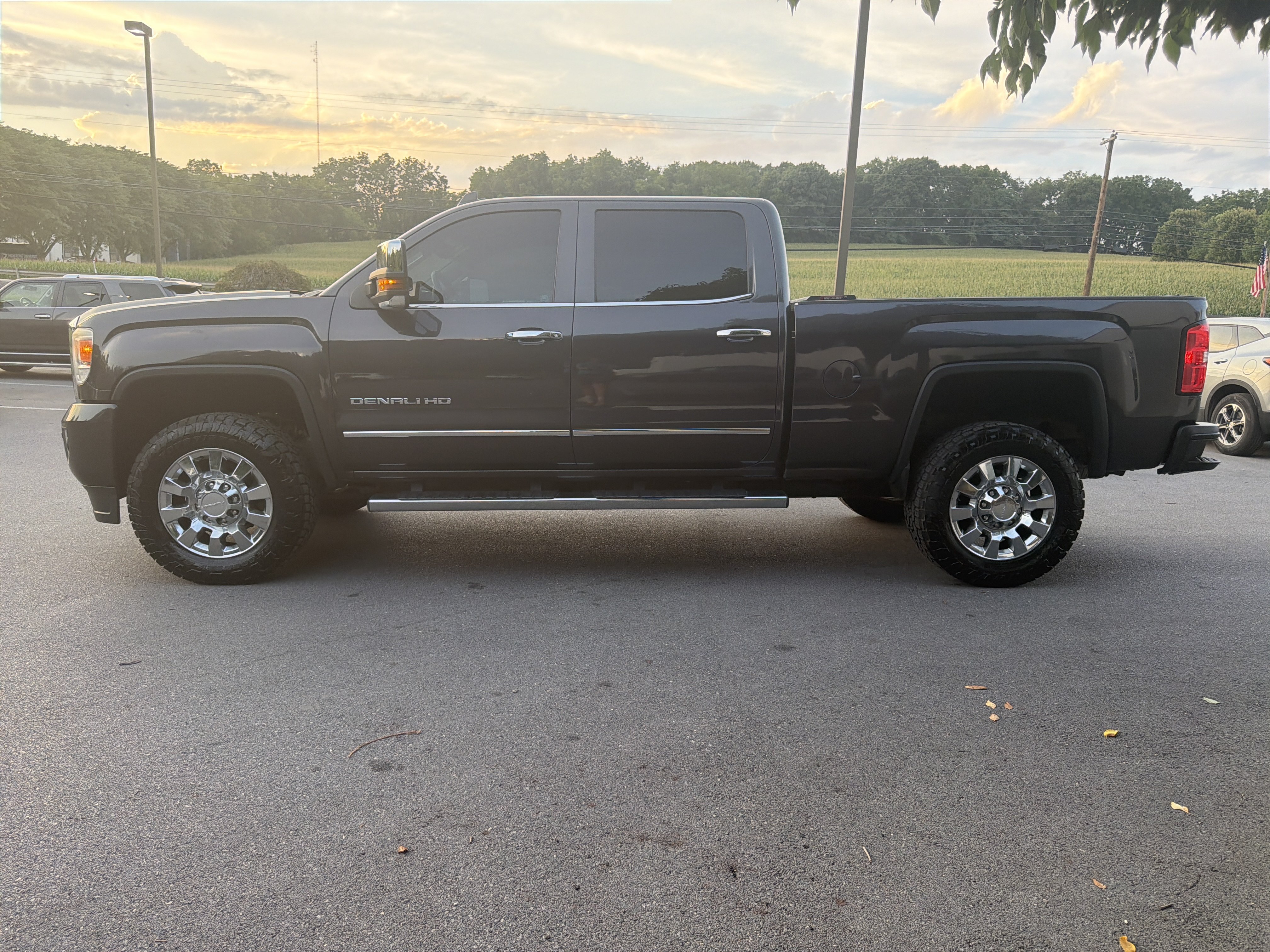 Used 2016 GMC Sierra 2500 Denali w/ Driver Alert Package AWD/4WD image 7