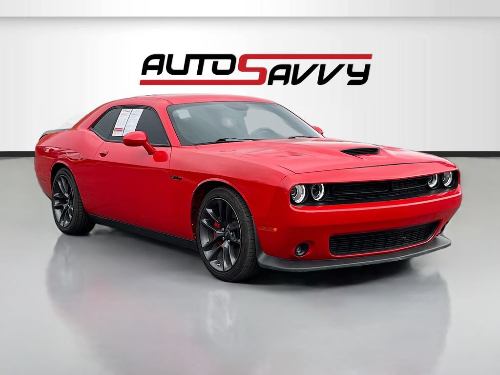 Used 2022 Dodge Challenger R/T Scat Pack RWD image 1
