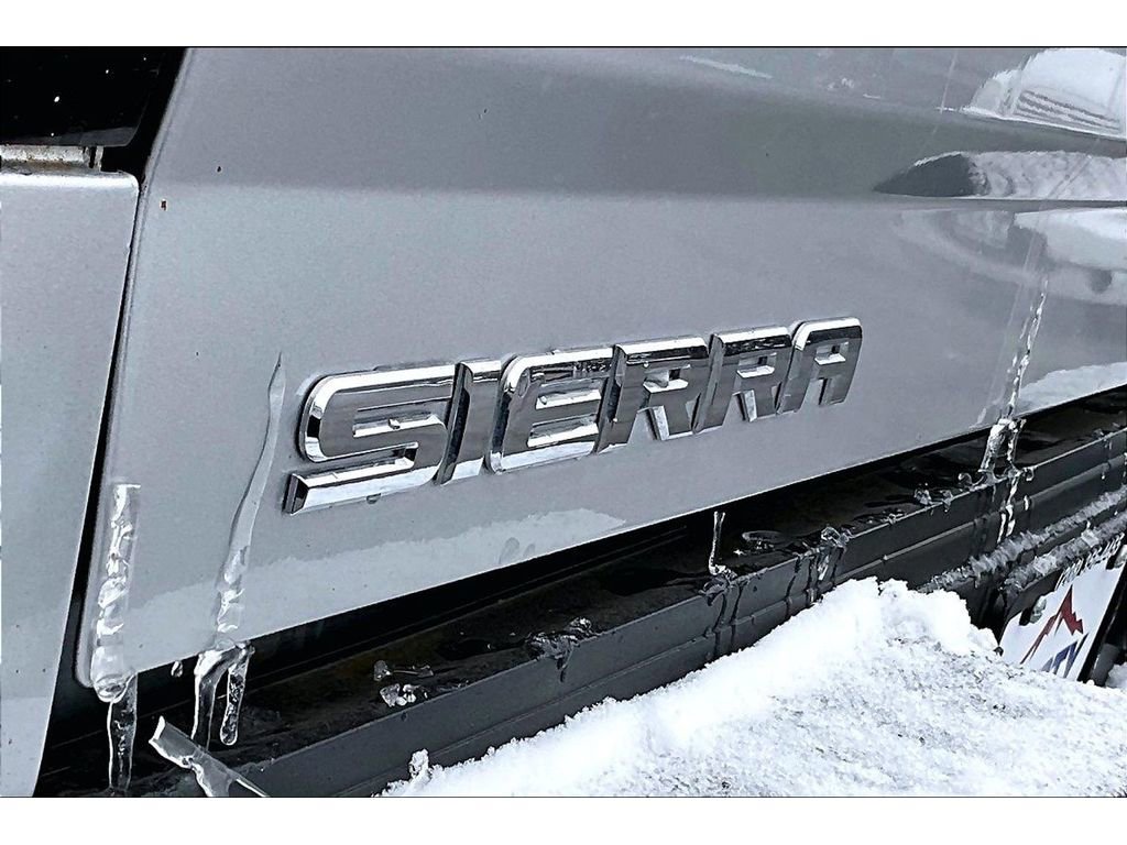 Used 2017 GMC Sierra 3500 SLE image 25