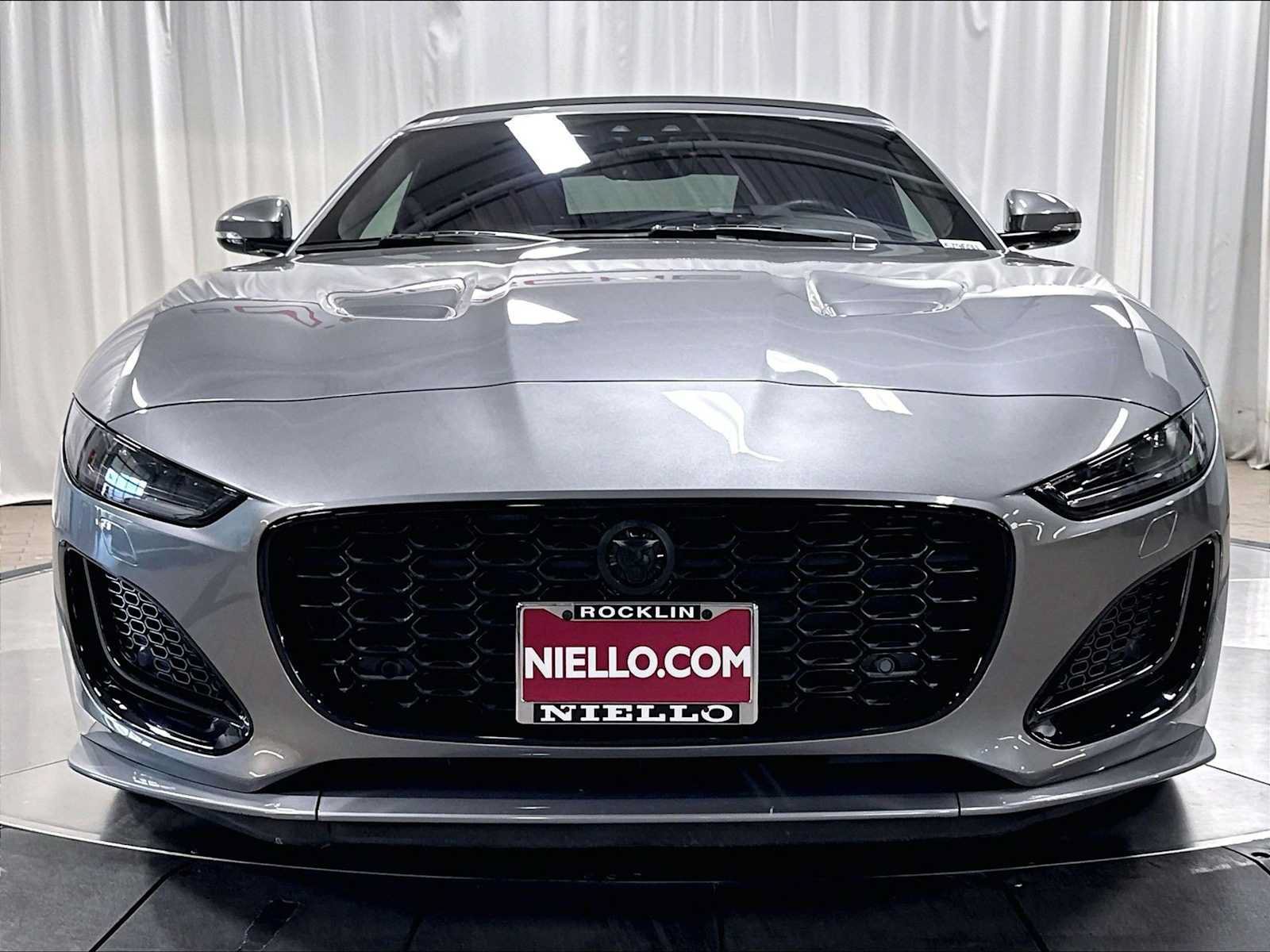 Used 2024 Jaguar F-TYPE Convertible AWD image 12
