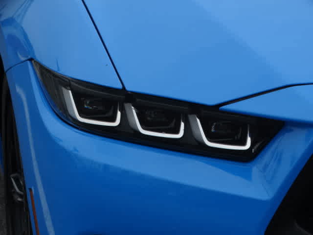 Used 2024 Ford Mustang Coupe image 10