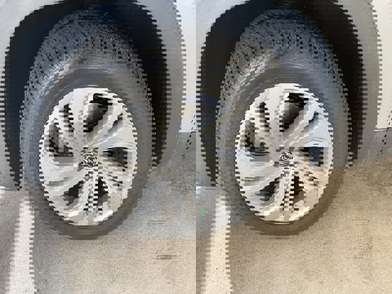 Used 2021 Volkswagen Atlas SE image 10