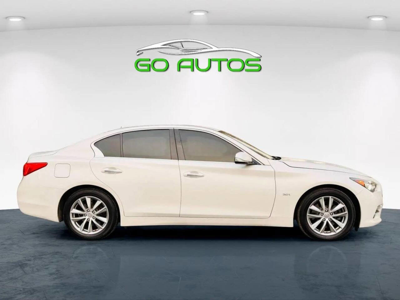 Used 2016 INFINITI Q50 3.0t Premium w/ 3.0T Premium Plus Package image 6