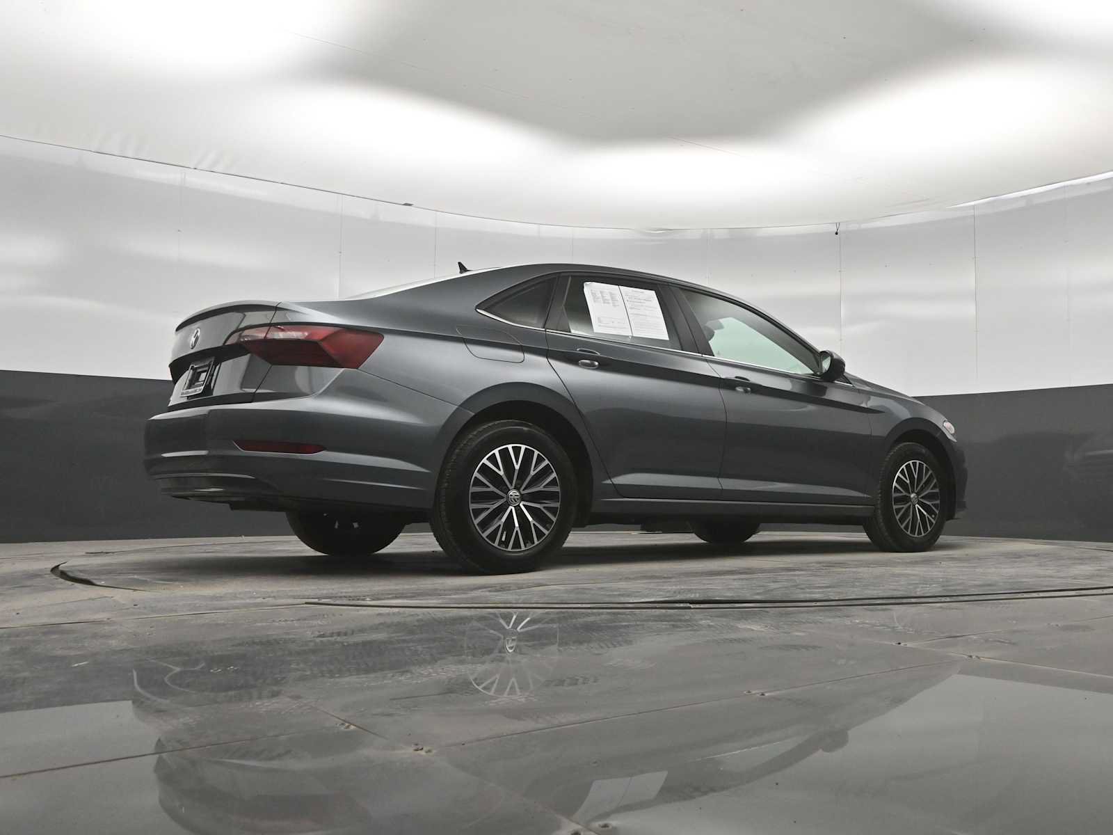 Used 2021 Volkswagen Jetta SE FWD image 40