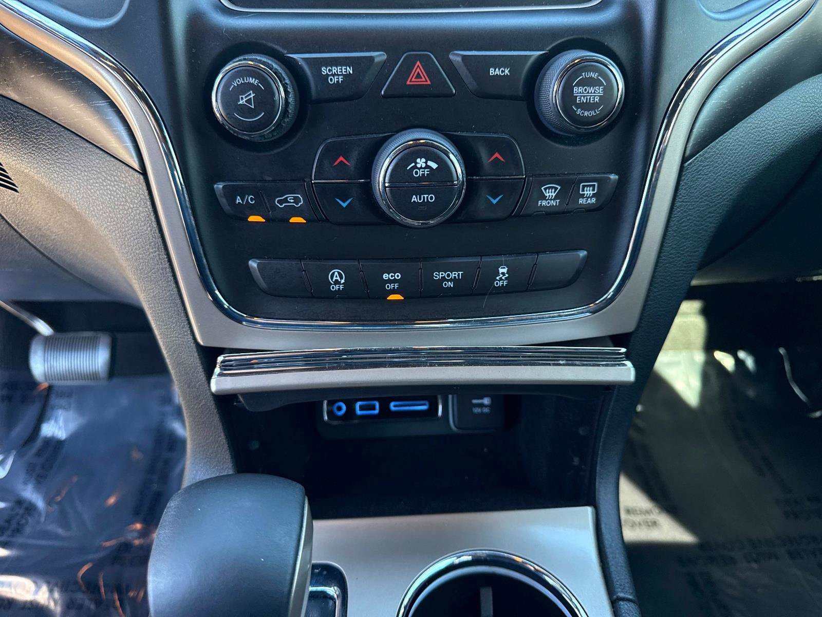 Used 2016 Jeep Grand Cherokee Laredo w/ Quick Order Package 23E image 25