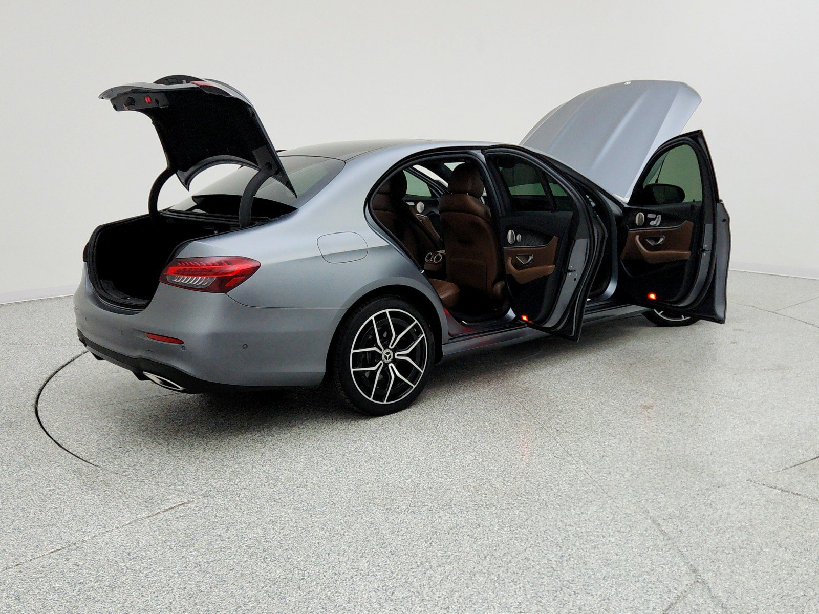 Used 2022 Mercedes-Benz E 350 Sedan image 11