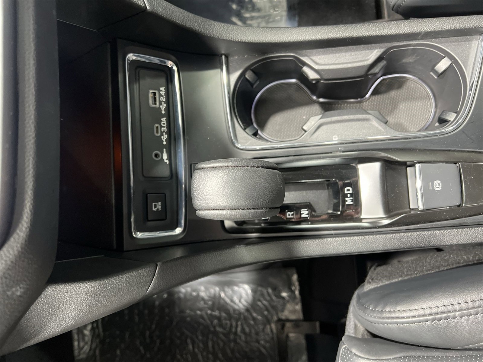 Certified 2025 Subaru Ascent Bronze Edition w/ Popular Package #2 image 20