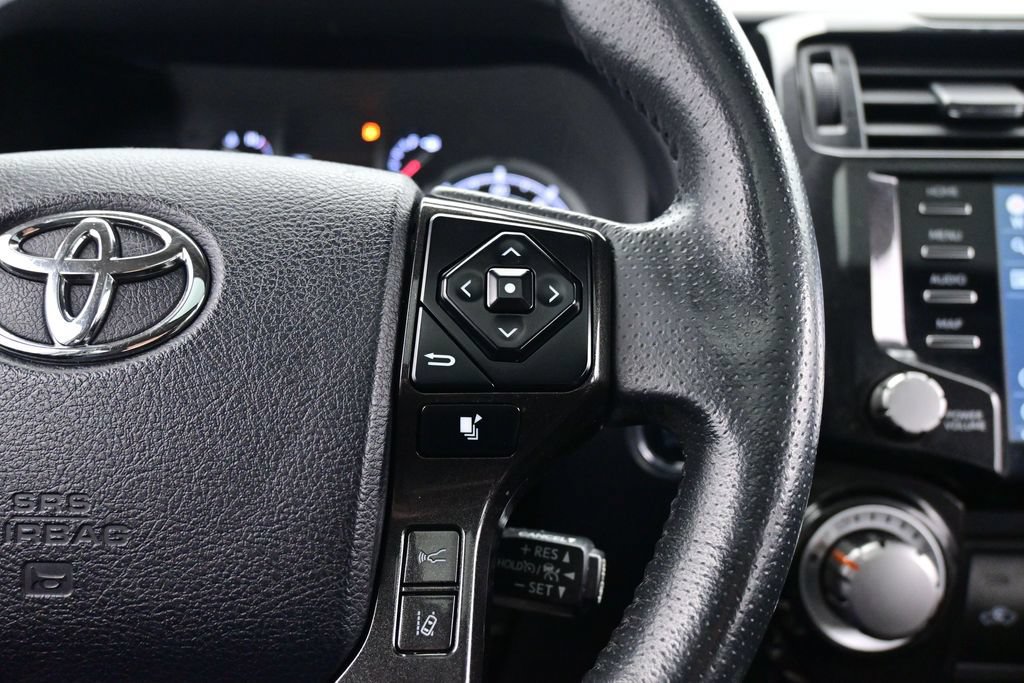Used 2021 Toyota 4Runner Venture w/ Moonroof Package AWD/4WD image 46