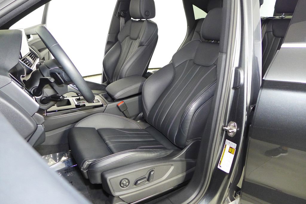 Used 2023 Audi Q5 2.0T Premium Plus w/ Premium Plus Package image 22