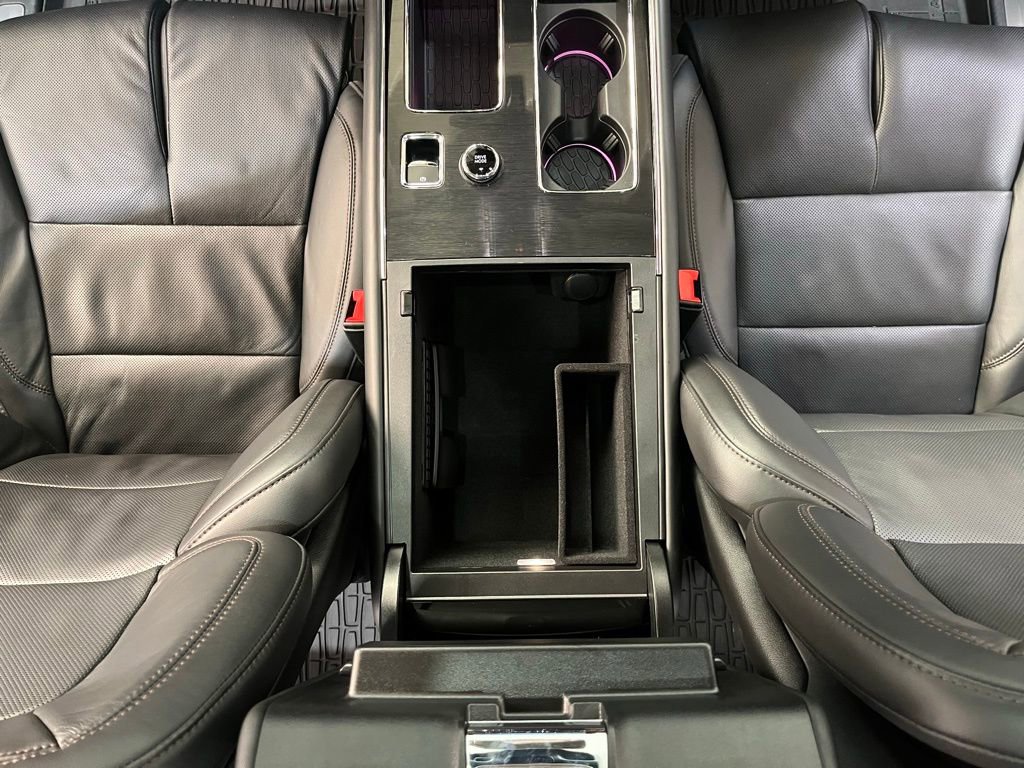 Used 2024 Lincoln Aviator Reserve w/ Equipment Group 201A image 25