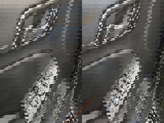 Used 2015 GMC Yukon XL SLT w/ Open Road Package image 20