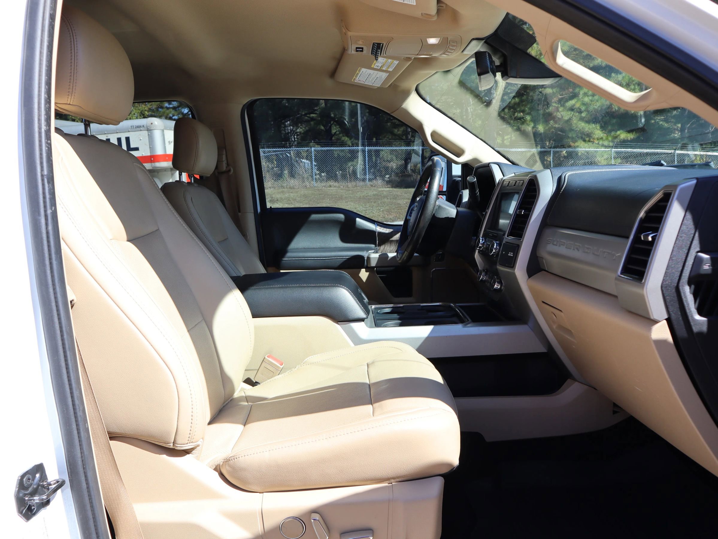 Used 2019 Ford F350 Lariat w/ Lariat Ultimate Package image 15