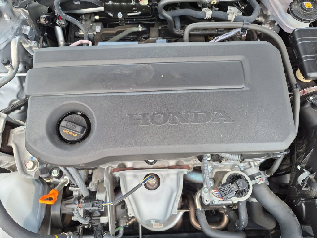 Used 2025 Honda Civic Sport image 14