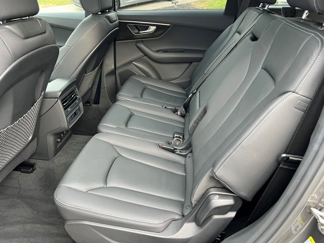 Certified 2025 Audi Q7 2.0T Premium Plus w/ Premium Plus Package image 17