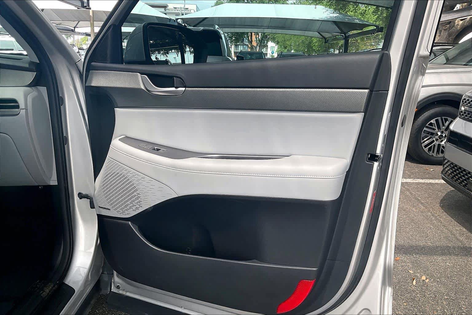 Used 2024 Hyundai Palisade SEL FWD image 23