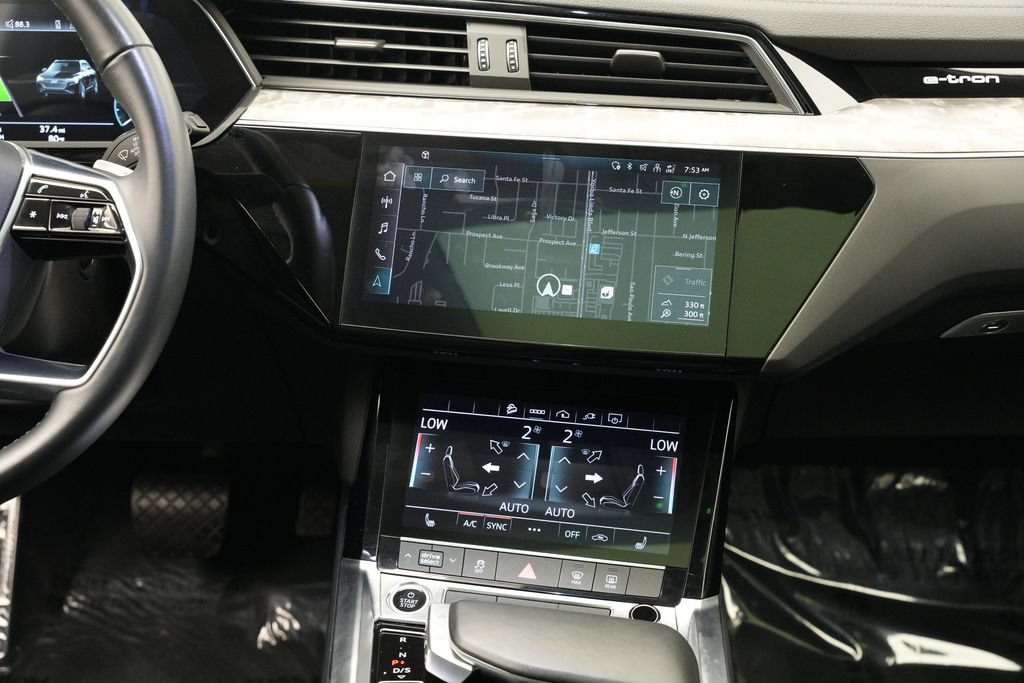 Used 2024 Audi Q8 e-tron Premium AWD/4WD image 13