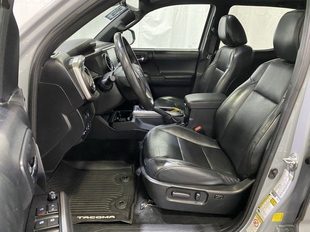 Certified 2020 Toyota Tacoma Limited image 11