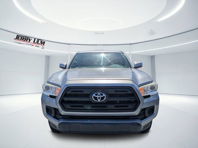 Used 2017 Toyota Tacoma SR RWD image 8